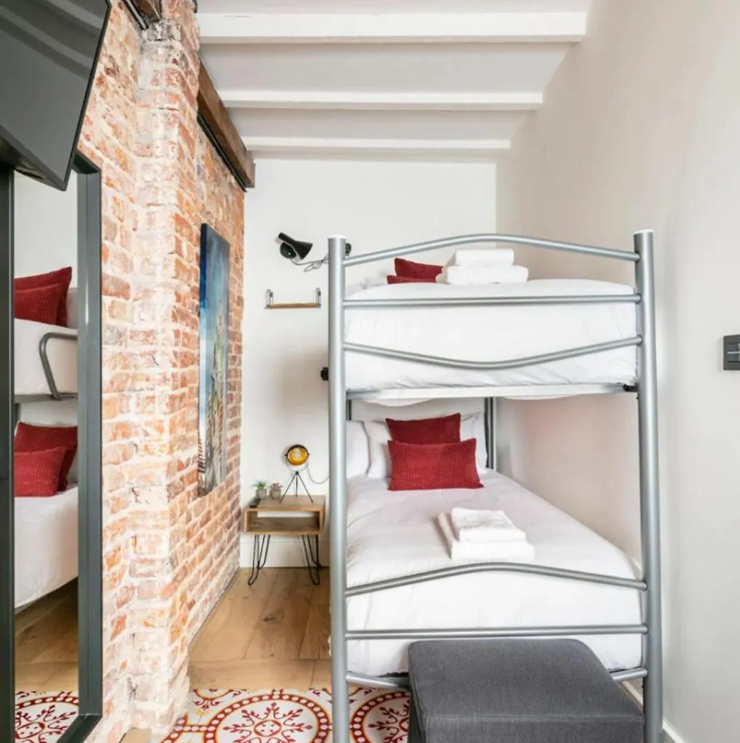 Good Vibe Rooms Bilbao Habitación en casa particular