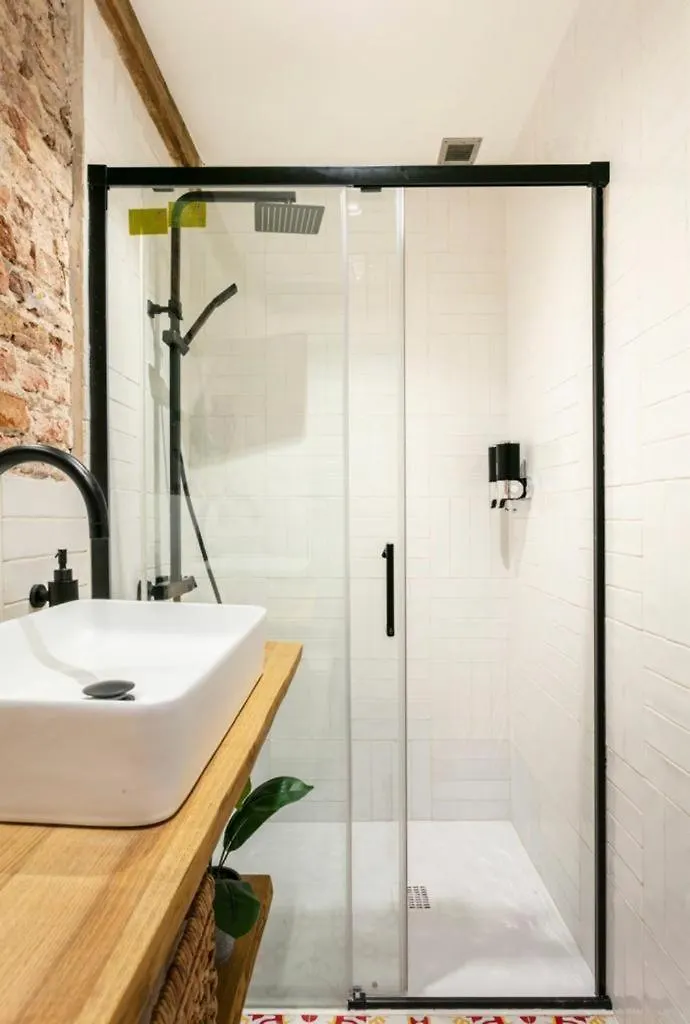 Homestay Good Vibe Rooms Bilbao Spain
