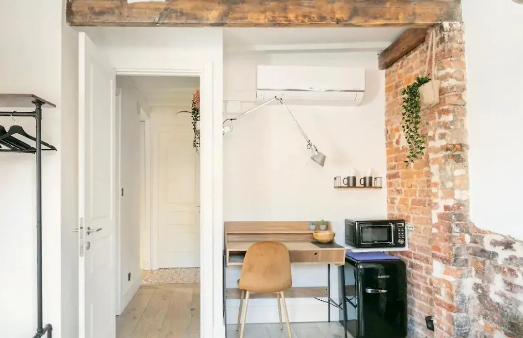 Good Vibe Rooms Bilbao Homestay
