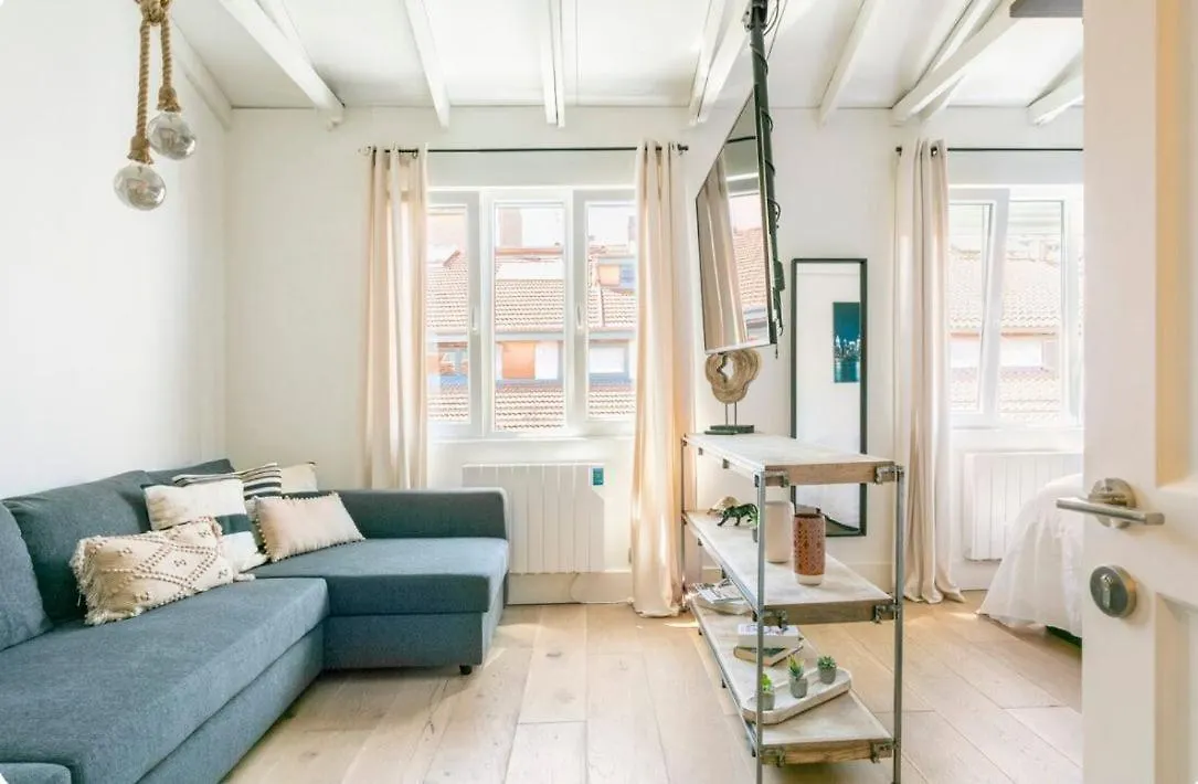 Good Vibe Rooms Bilbao Homestay
